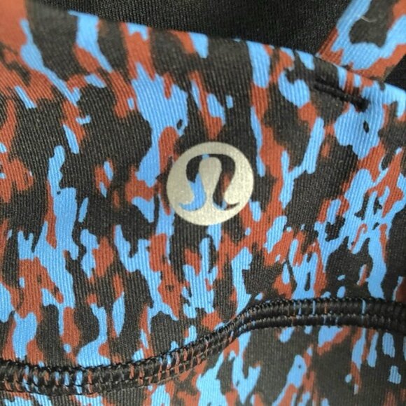 Lululemon Energy Bra *Medium Support Size 4 B–D Cups Leopard Camo Blue Nile - Picture 5 of 6